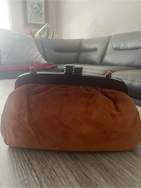 Vintage 1960s Suede Clutch Bag w/ Lucite Tortoiseshell Kiss Lock - Made in Italy